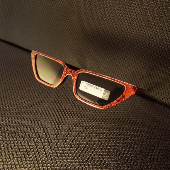 Accessories - Fashion Sunglasses